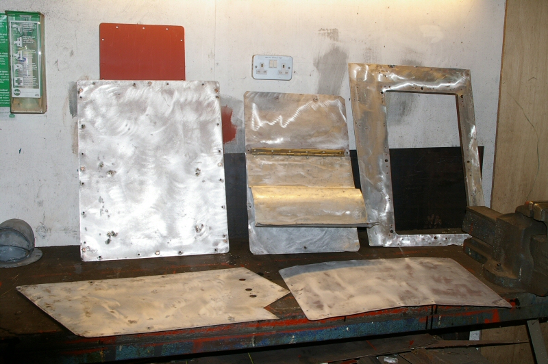 Class 105 desk panels